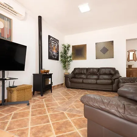 Dalia Apartment *